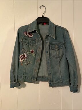 Very Vera Embroidered Denim Jacket